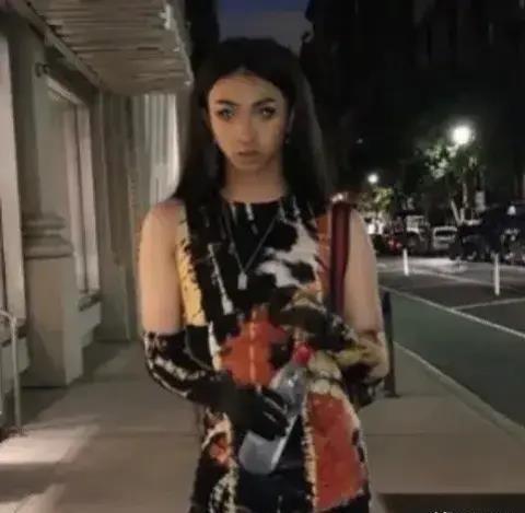 娱乐吃瓜头像女,揭秘网红头像背后的故事