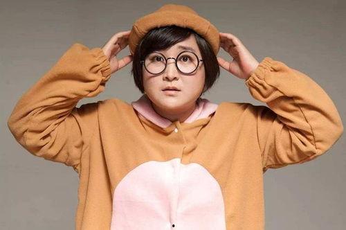 吃瓜博主娱乐圈是谁呀,揭秘“吃瓜博主娱乐圈”背后的神秘人物